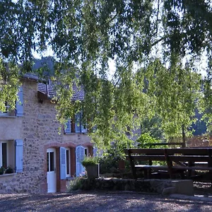 Gasthof La Ferme Aux Abeilles, Ambierle